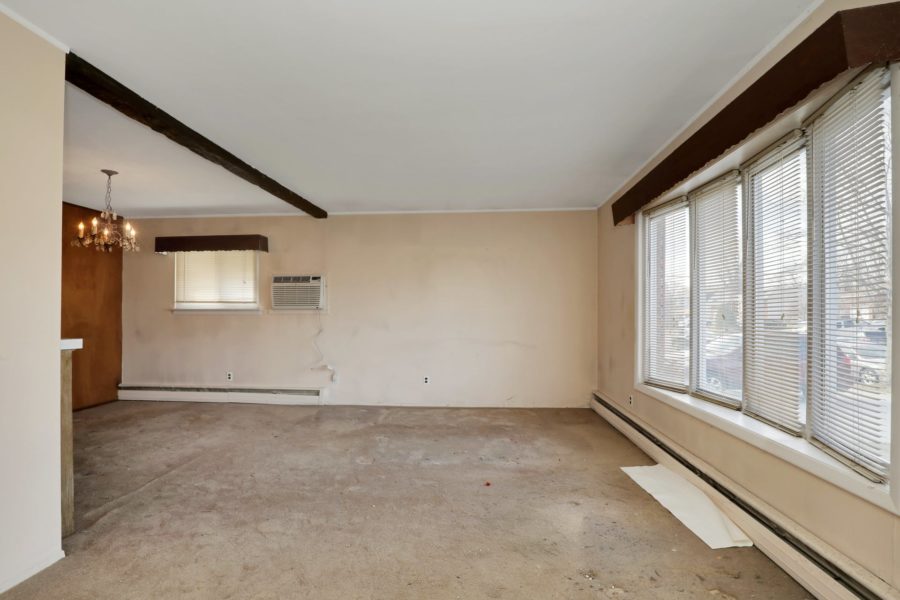 living area of home for sale at maltz auctions in new york
