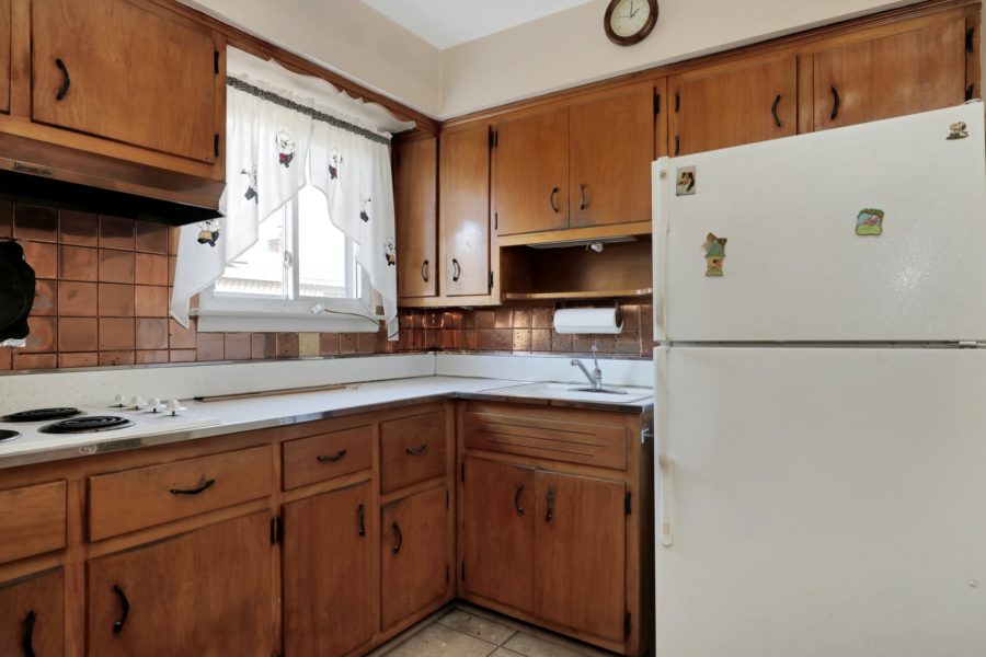 kitchen of home for sale at maltz auctions in new york