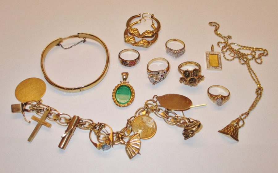 luxury gold jewelry for sale at maltz auctions in new york