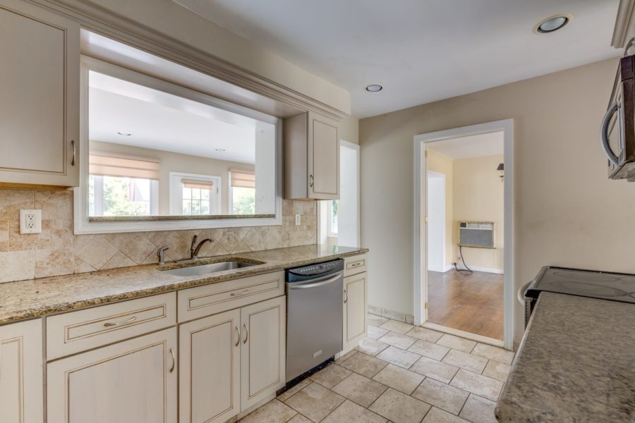 kitchen space of 4 bedroom home for sale at maltz auctions