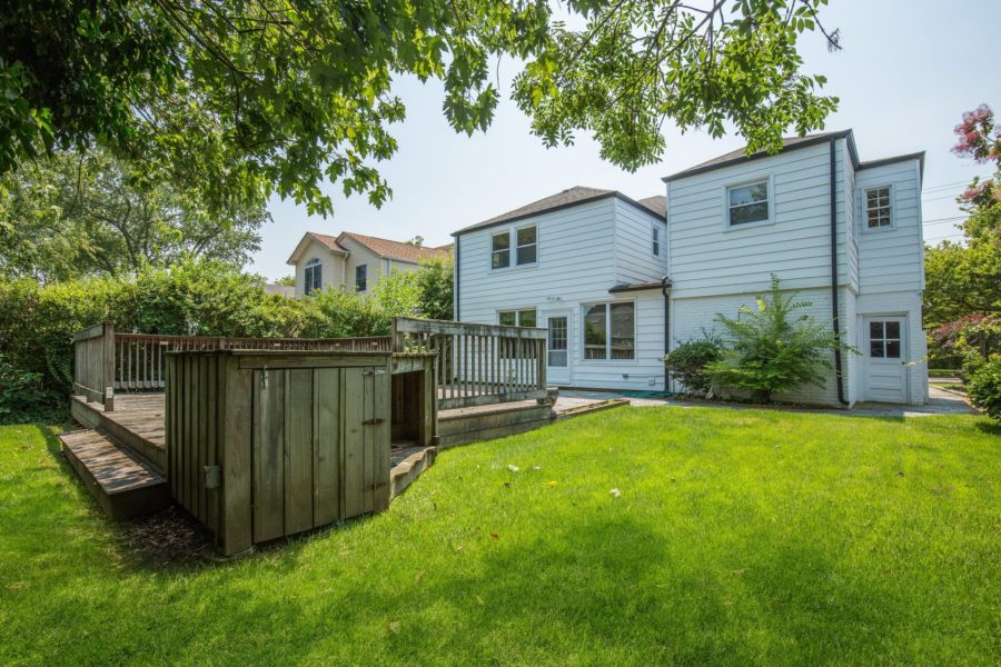 yard of 4 bedroom home for sale at maltz auctions in new york