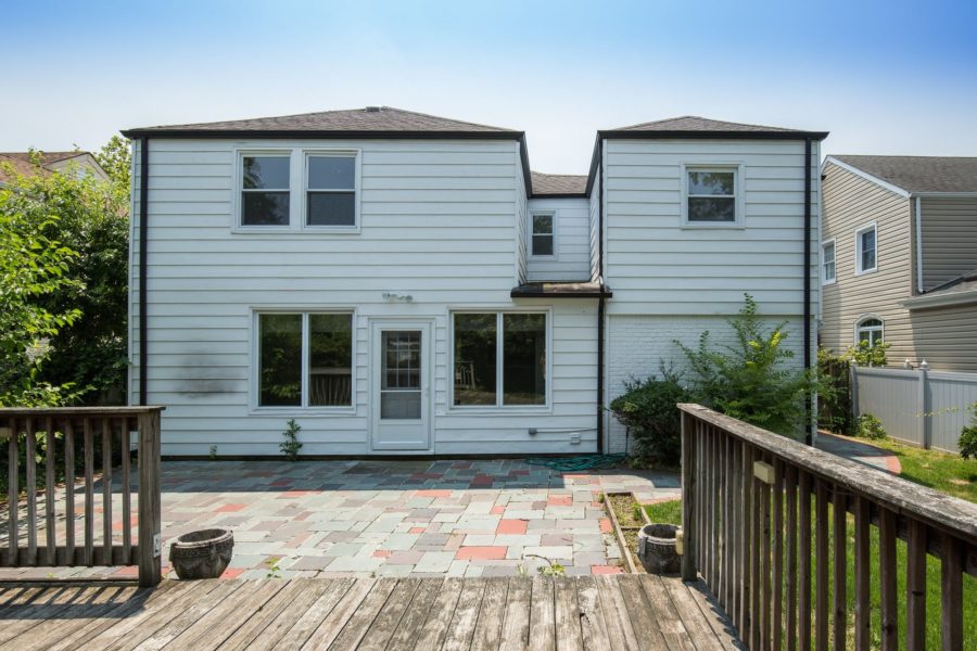 back of 4 bedroom home for sale at maltz auctions in new york
